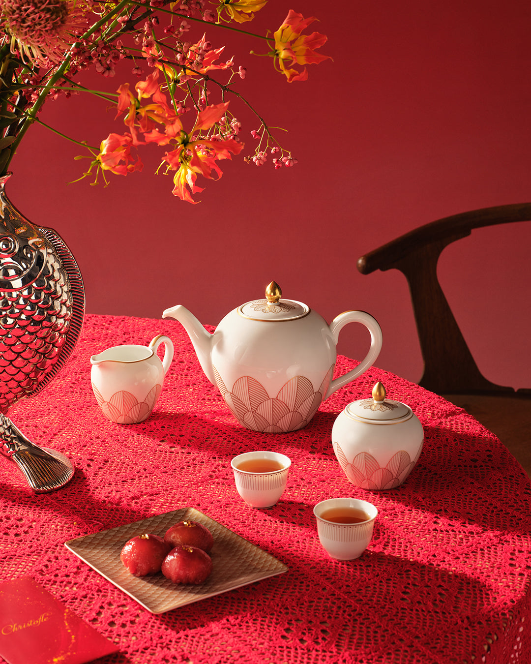 MALMAISON IMPÉRIALE Porcelain Round teapot 1.5L - Platinum