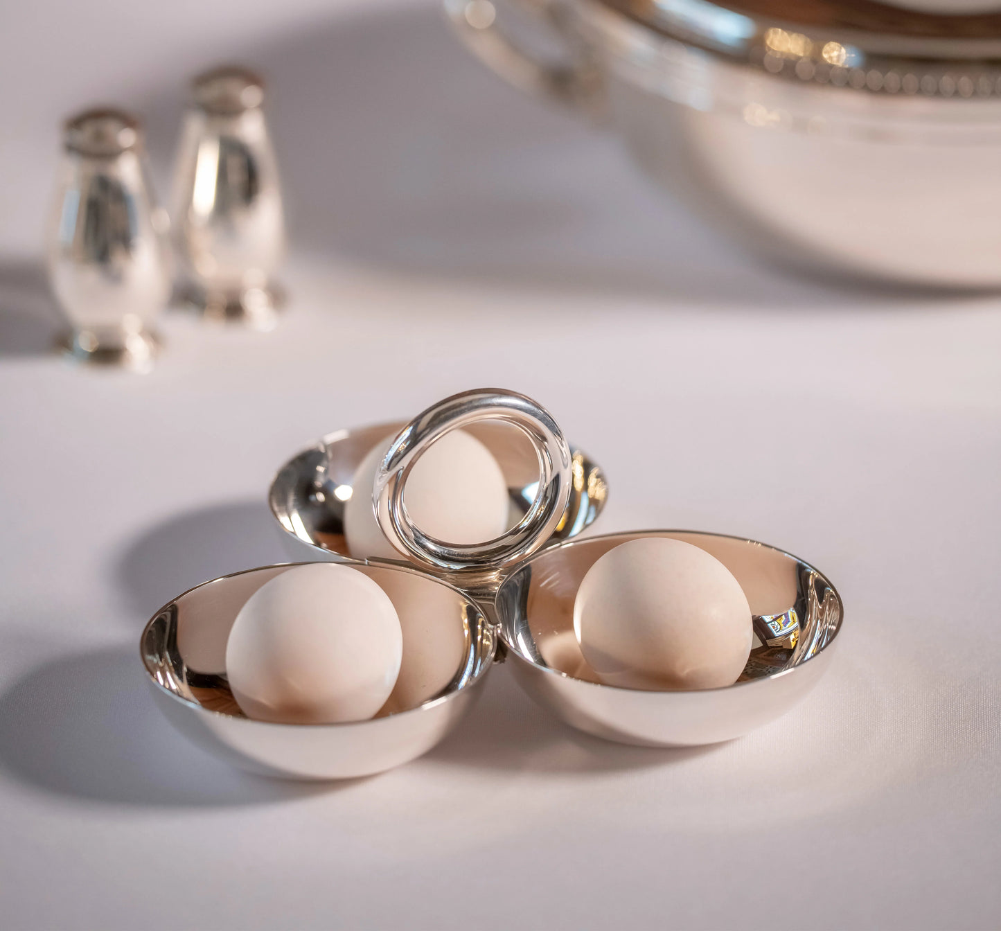 VERTIGO 3-Tier Silver-Plated Three Part Server Small