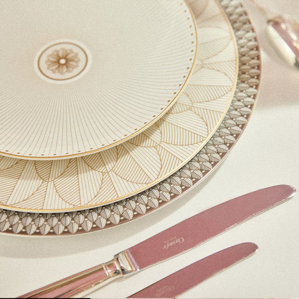 MALMAISON IMPÉRIALE Porcelain Dessert/Luncheon/Salad plate Gold Finish