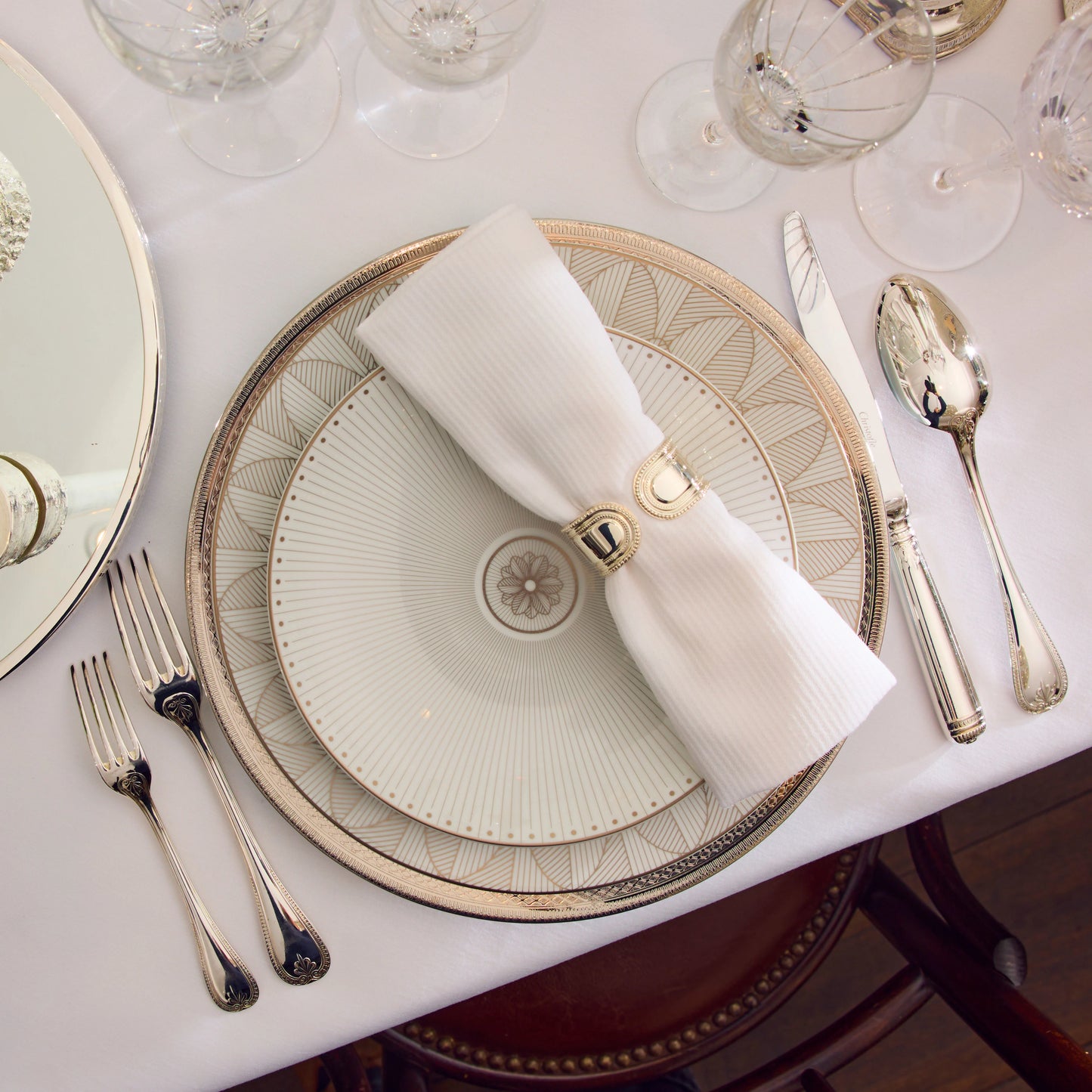 MALMAISON IMPÉRIALE Porcelain Dessert/Luncheon/Salad plate Platinum Finish